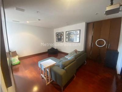 Apartamento de 4 alcobas en venta en Los Rosales Chico, Bogotá, 320 m² · foto 9 de 12