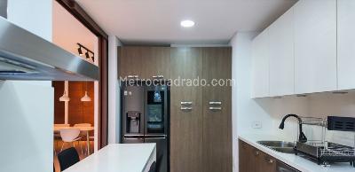 Apartamento de 3 alcobas en venta en Chico Norte, Bogotá, 203 m² · foto 10 de 13