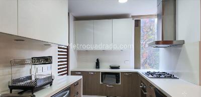 Apartamento de 3 alcobas en venta en Chico Norte, Bogotá, 203 m² · foto 12 de 13