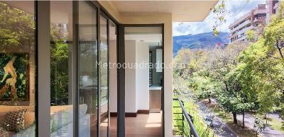 Apartamento de 3 alcobas en venta en Chico Norte, Bogotá, 203 m² · foto 6 de 13