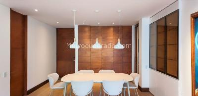 Apartamento de 3 alcobas en venta en Chico Norte, Bogotá, 203 m² · foto 8 de 13