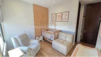 Apartamento de 3 alcobas en venta en Chico Norte, Bogotá, 168 m² · foto 11 de 13