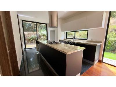 Casa de 3 alcobas en venta en Suba, Bogotá, 290 m² · foto 5 de 20