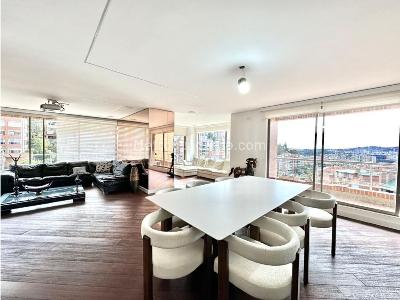 Apartamento de 3 alcobas en venta en Usaquen, Bogotá, 286 m² · foto 3 de 14