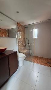 Apartamento de 4 alcobas en venta en El Nogal, Bogotá, 274 m² · foto 17 de 20