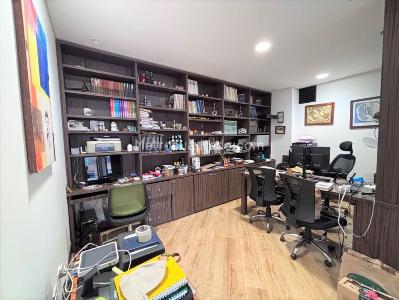 Apartamento de 3 alcobas en venta en Chico Norte, Bogotá, 247 m² · foto 13 de 20