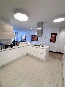 Apartamento de 3 alcobas en venta en Chico Norte, Bogotá, 247 m² · foto 7 de 20