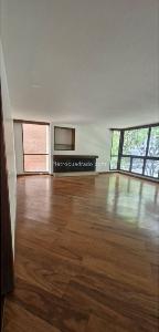 Apartamento de 4 alcobas en venta en El Nogal, Bogotá, 230 m² · foto 7 de 10