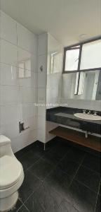 Apartamento de 4 alcobas en venta en El Nogal, Bogotá, 230 m² · foto 9 de 10