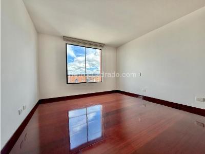 Apartamento de 3 alcobas en venta en Usaquen, Bogotá, 205 m² · foto 10 de 17