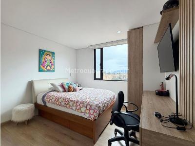 Apartamento de 3 alcobas en venta en Usaquen, Bogotá, 149 m² · foto 10 de 18