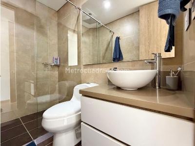 Apartamento de 3 alcobas en venta en Usaquen, Bogotá, 149 m² · foto 12 de 18
