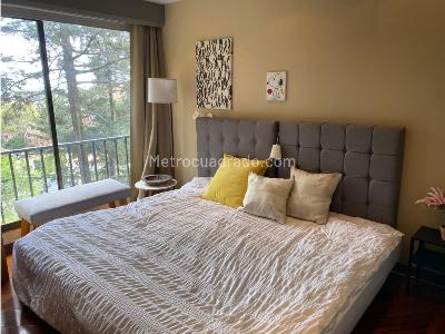 Apartamento de 3 alcobas en venta en Los Rosales Chico, Bogotá, 245 m² · foto 11 de 20