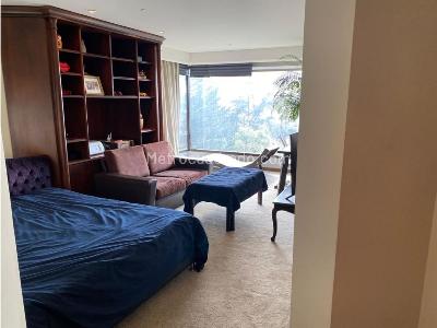 Apartamento de 3 alcobas en venta en Los Rosales Chico, Bogotá, 245 m² · foto 12 de 20