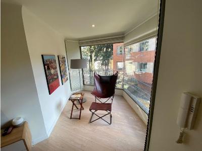 Apartamento de 3 alcobas en venta en Los Rosales Chico, Bogotá, 241 m² · foto 11 de 19