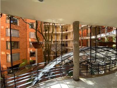 Apartamento de 3 alcobas en venta en Los Rosales Chico, Bogotá, 241 m² · foto 19 de 19
