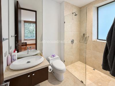 Apartamento de 3 alcobas en venta en Los Rosales Emaus, Bogotá, 200 m² · foto 10 de 16