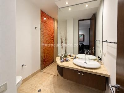Apartamento de 3 alcobas en venta en Los Rosales Emaus, Bogotá, 200 m² · foto 14 de 16