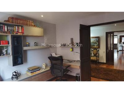 Apartamento de 3 alcobas en venta en Los Rosales, Bogotá, 210 m² · foto 14 de 20