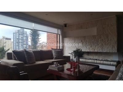 Apartamento de 3 alcobas en venta en Los Rosales, Bogotá, 210 m² · foto 2 de 20