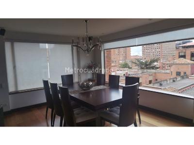 Apartamento de 3 alcobas en venta en Los Rosales, Bogotá, 210 m² · foto 7 de 20