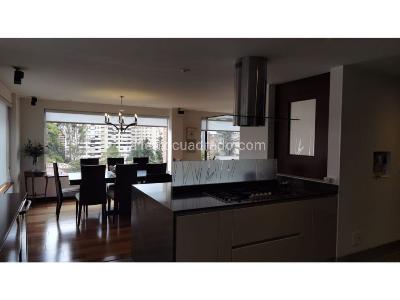 Apartamento de 3 alcobas en venta en Los Rosales, Bogotá, 210 m² · foto 8 de 20