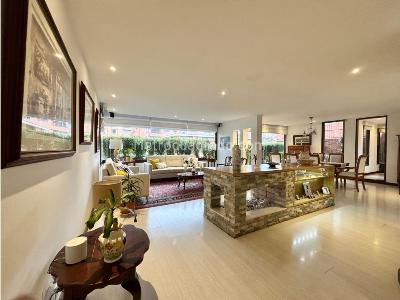 Apartamento de 4 alcobas en venta en Los Rosales, Bogotá, 220 m² · foto 4 de 18