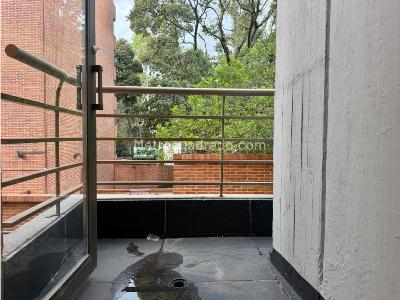 Apartamento de 2 alcobas en venta en Los Rosales, Bogotá, 156 m² · foto 6 de 14