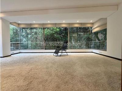 Apartamento de 2 alcobas en venta en Los Rosales, Bogotá, 156 m² · foto 7 de 14