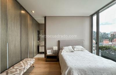 Apartamento de 2 alcobas en venta en Los Rosales, Bogotá, 106 m² · foto 14 de 19
