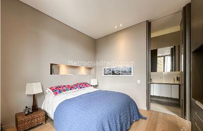 Apartamento de 2 alcobas en venta en Los Rosales, Bogotá, 106 m² · foto 16 de 19