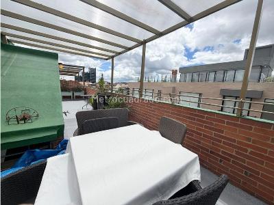 Apartamento de 3 alcobas en venta en Chico Norte, Bogotá, 206 m² · foto 4 de 11