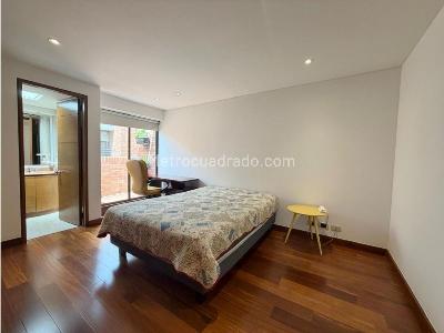 Apartamento de 3 alcobas en venta en Chico Norte, Bogotá, 206 m² · foto 7 de 11
