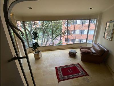 Apartamento de 3 alcobas en venta en Los Rosales Chico, Bogotá, 240 m² · foto 3 de 20
