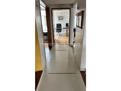 Casa de 4 alcobas en venta en Usaquen, Bogotá, 361 m² · foto 9 de 20