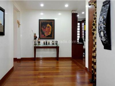Apartamento de 4 alcobas en venta en Chico Norte, Bogotá, 230 m² · foto 9 de 18