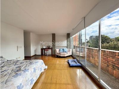 Apartamento de 2 alcobas en venta en Usaquen, Bogotá, 151 m² · foto 13 de 16