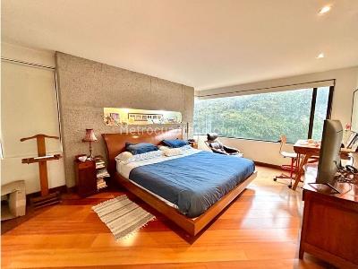 Apartamento de 3 alcobas en venta en Usaquen, Bogotá, 205 m² · foto 16 de 20
