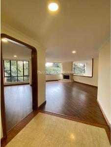 Apartamento de 3 alcobas en venta en Usaquen, Bogotá, 240 m² · foto 2 de 20