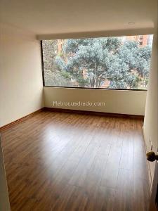 Apartamento de 3 alcobas en venta en Usaquen, Bogotá, 240 m² · foto 3 de 20