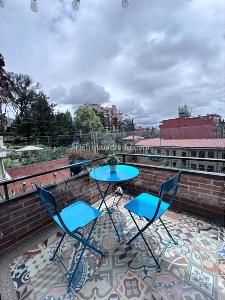 Apartamento de 3 alcobas en venta en Los Rosales, Bogotá, 200 m² · foto 6 de 10