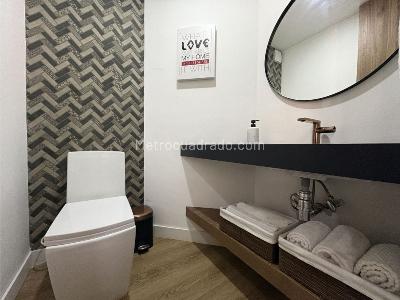 Apartamento de 3 alcobas en venta en Los Rosales, Bogotá, 163 m² · foto 19 de 20