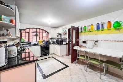 Apartamento de 3 alcobas en venta en Usaquen, Bogotá, 140 m² · foto 10 de 20