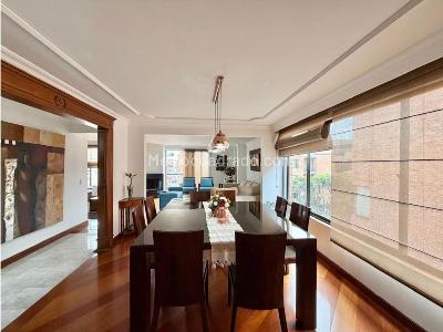 Apartamento de 3 alcobas en venta en Chico Norte, Bogotá, 189 m² · foto 6 de 16