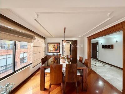 Apartamento de 3 alcobas en venta en Chico Norte, Bogotá, 189 m² · foto 7 de 16