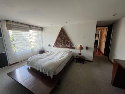 Apartamento de 2 alcobas en venta en Chico Norte, Bogotá, 162 m² · foto 15 de 20