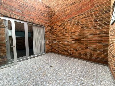 Apartamento de 2 alcobas en venta en Chico Norte, Bogotá, 157 m² · foto 5 de 18