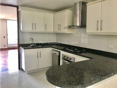 Apartamento de 3 alcobas en venta en Usaquen, Bogotá, 160 m² · foto 7 de 18
