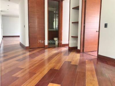 Apartamento de 3 alcobas en venta en Usaquen, Bogotá, 160 m² · foto 8 de 18