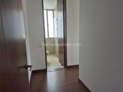 Apartamento de 2 alcobas en venta en El Nogal, Bogotá, 119 m² · foto 10 de 14